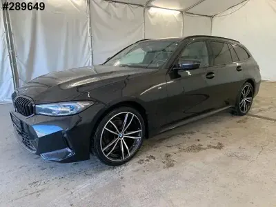 Gebraucht BMW 320 M Sport 190 PS (139 kW) 2023 Black sapphire metallic Kombi