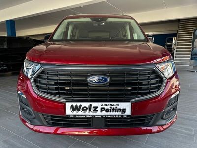 Gebraucht Ford Tourneo Connect Titanium 122 PS (89 kW) 2022 Rot Van / Kleinbus