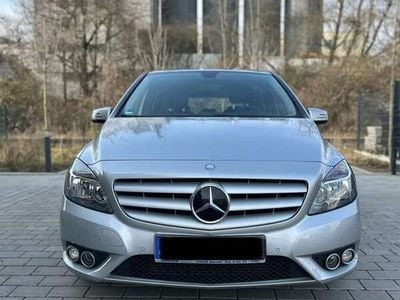 Mercedes B180