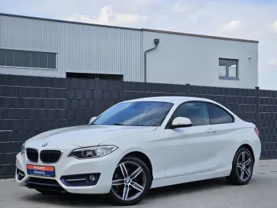 Gebraucht BMW 218 Sport Line 136 PS (100 kW) 2015 Weiß Coupé