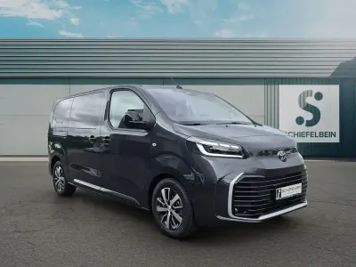 Neu Toyota Proace Verso 179 PS (131 kW) 2026 Titanium grau Kombi