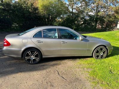 gebraucht Mercedes E320 E Klasse(W211) mit Gasanlage mit Panoramadach