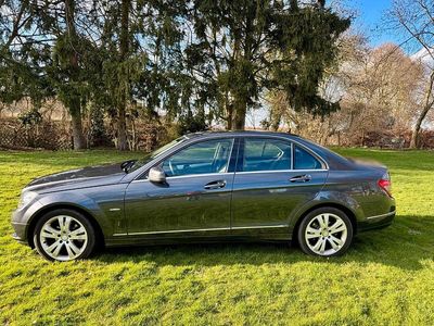 Gebraucht Mercedes C180 156 PS (114 kW) 2010 Grau Limousine
