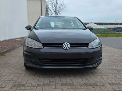 Gebraucht VW Golf VII Highline 140 PS (102 kW) 2014 Grau Limousine