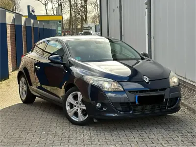 Usata Renault Mégane Coupé 131 CV (96 kW) 2009 Blu Coupé