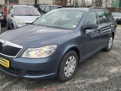Gebraucht Skoda Octavia Elegance 122 PS (89 kW) 2012 Grau Limousine