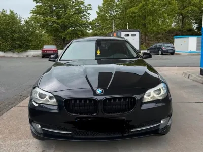 Gebraucht BMW 530 245 PS (180 kW) 2010 Schwarz Kombi