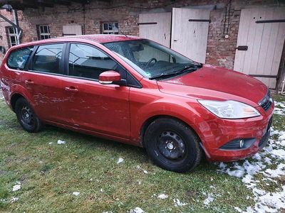 Gebraucht Ford Focus 101 PS (74 kW) 2008 Rot Kombi