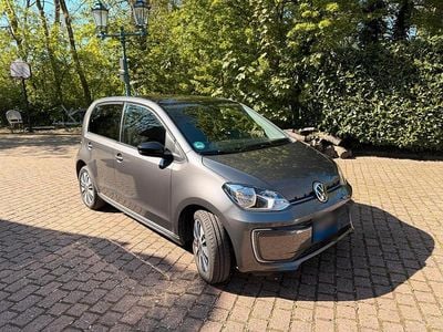 Second-hand VW e-up! 61 kW (83 CP) 2022 Gri Hatchback