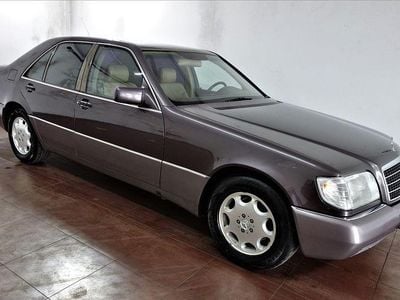 Grau Gebraucht 1992 Mercedes 300 SE Limousine | 5.999 €
