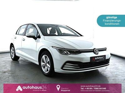 Gebraucht VW Golf VIII Life 131 PS (96 kW) 2023 Weiß Limousine