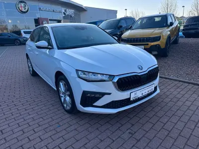 Gebraucht Skoda Scala 116 PS (85 kW) 2024 Weiß Kleinwagen