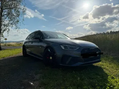 Gebraucht Audi A4 S-Line 245 PS (180 kW) 2020 Grau Kombi