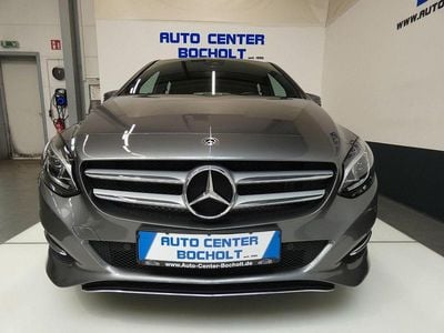 Usata Mercedes B180 Style 109 CV (80 kW) 2018 Grigio Monovolume
