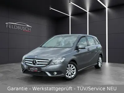 Gebraucht Mercedes B180 122 PS (89 kW) 2013 Grau Van / Kleinbus