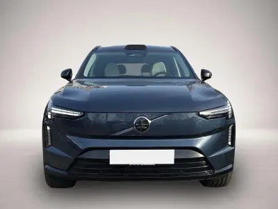 Gebraucht Volvo EX90 Plus 205 kW (279 PS) 2025 Manufacturer SUV