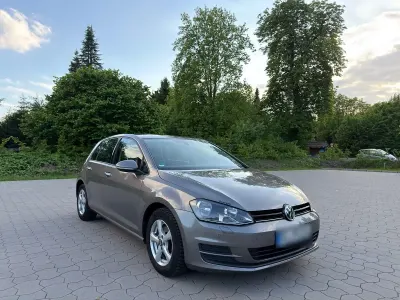 Gebraucht VW Golf VII Comfortline 86 PS (63 kW) 2013 Grau Kleinwagen