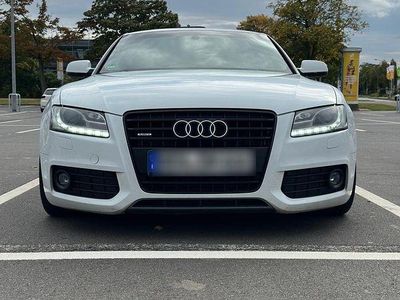 Weiß Gebraucht 2011 Audi A5 S-Line Coupé | 8.000 € (Fairer Preis)