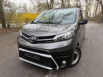 Gebraucht Toyota Proace 144 PS (105 kW) 2022 Grau Van / Kleinbus