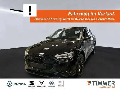 Gebraucht Audi e-tron S-Line 300 kW (408 PS) 2022 Mythosschwarz metallic SUV