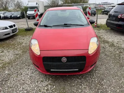 Gebraucht Fiat Punto Dynamic 77 PS (56 kW) 2009 Rot exot./action Kleinwagen