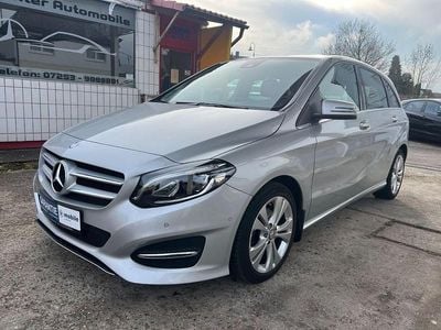 Silber Gebraucht 2016 Mercedes B200 Urban Van / Kleinbus | 14.990 € (Fairer Preis)