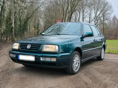 Occasion VW Vento 90 ch (66 kW) 2006 Vert Berline