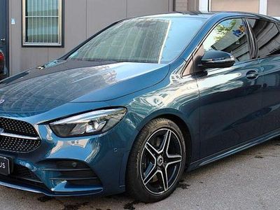 Usata Mercedes B250 AMG line 224 CV (164 kW) 2020 Blu Monovolume