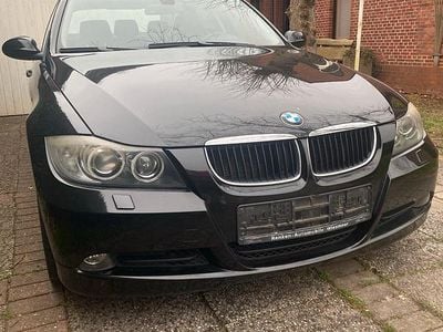Gebraucht BMW 320 150 PS (110 kW) 2005 Schwarz Limousine