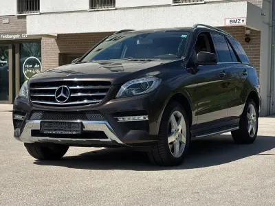 Używany Mercedes ML500 408 KM (300 kW) 2013 Brązowy SUV