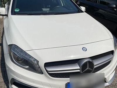 Weiß Gebraucht 2014 Mercedes A45 AMG AMG Limousine | 19.999 € (Fairer Preis)