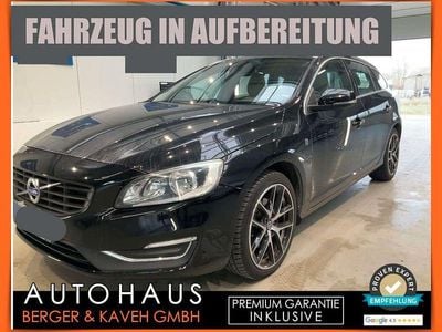 Gebraucht Volvo V60 Ocean Race 150 PS (110 kW) 2016 Schwarz Kombi