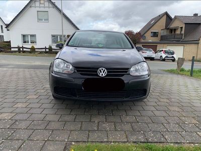 gebraucht VW Golf V 1.4 / 157 000 KM / 2. Hand / Rechnungen etc.