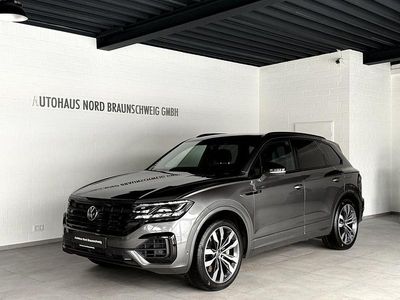 Siliziumgrau metallic Gebraucht 2022 VW Touareg R SUV | 59.990 € (Fairer Preis)