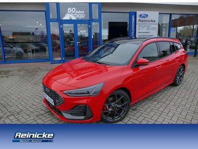 Neu Ford Focus ST 280 PS (205 kW) 2025 Rot Limousine