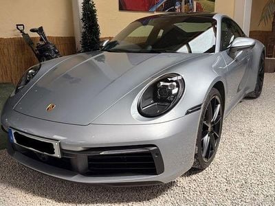 Porsche 911 Carrera
