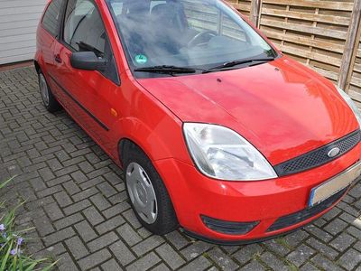 Gebraucht Ford Fiesta 60 PS (44 kW) 2005 Rot Kleinwagen