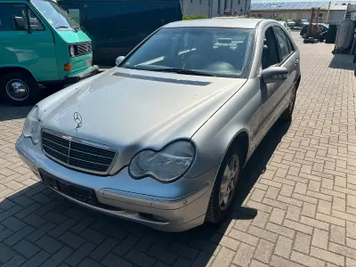 Gebraucht Mercedes C180 Elegance 129 PS (94 kW) 2001 Grau Limousine