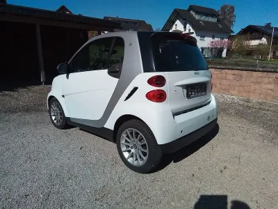 Usata Smart ForTwo Coupé Passion 71 CV (52 kW) 2009 Bianco Coupé