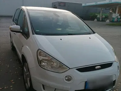 Gebraucht Ford S-MAX S 140 PS (102 kW) 2009 Weiß Van / Kleinbus