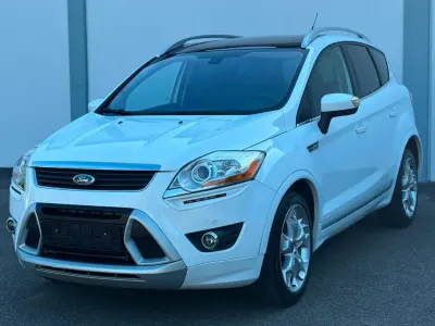 Gebraucht Ford Kuga Individual 163 PS (119 kW) 2011 Weiß SUV