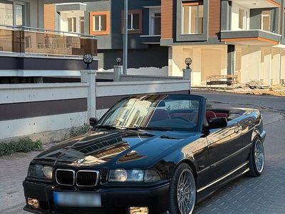 Gebraucht BMW 323 Cabriolet 170 PS (125 kW) 1996 Schwarz Cabrio