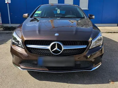 Gebraucht Mercedes CLA180 122 PS (89 kW) 2016 Braun Limousine