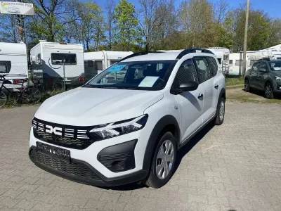 Neu Dacia Jogger Essentiel 91 PS (66 kW) 2025 Arktisweiß Van / Kleinbus