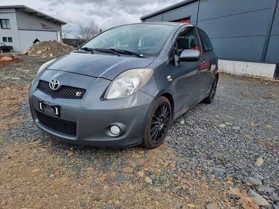 Gebraucht Toyota Yaris 134 PS (98 kW) 2008 Grau Kleinwagen