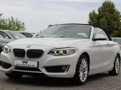 Gebraucht BMW 220 Sport Line 190 PS (139 kW) 2015 Weiß Cabrio