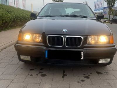 gebraucht BMW 328 i E36 Limousine