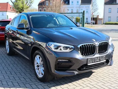 Gebraucht BMW X4 Advantage 184 PS (135 kW) 2021 Grau SUV