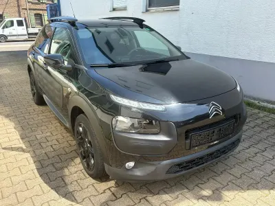 Gebraucht Citroën C4 82 PS (60 kW) 2015 Schwarz Limousine