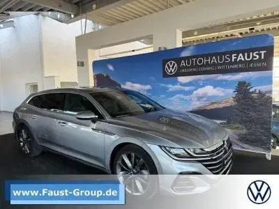 Gebraucht VW Arteon R-line 200 PS (147 kW) 2023 Silber metallic Kombi